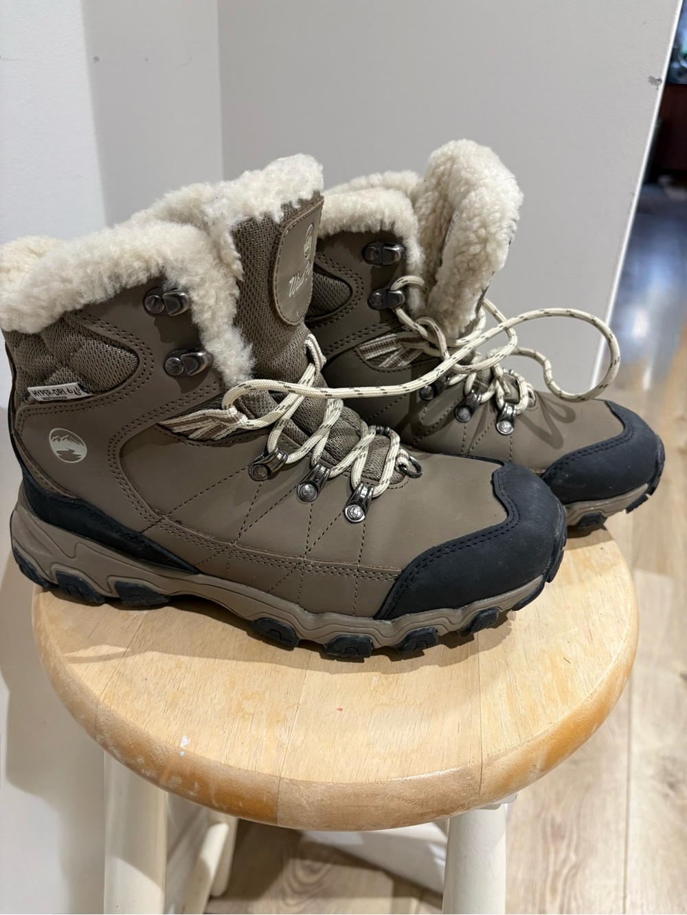 WindRiver Faux-Shearling Lined Hiking/winter Boots - Picture 3 of 6